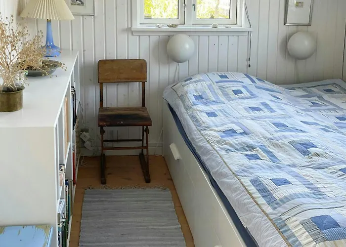 Charming Summer House Near Dalbybugten *